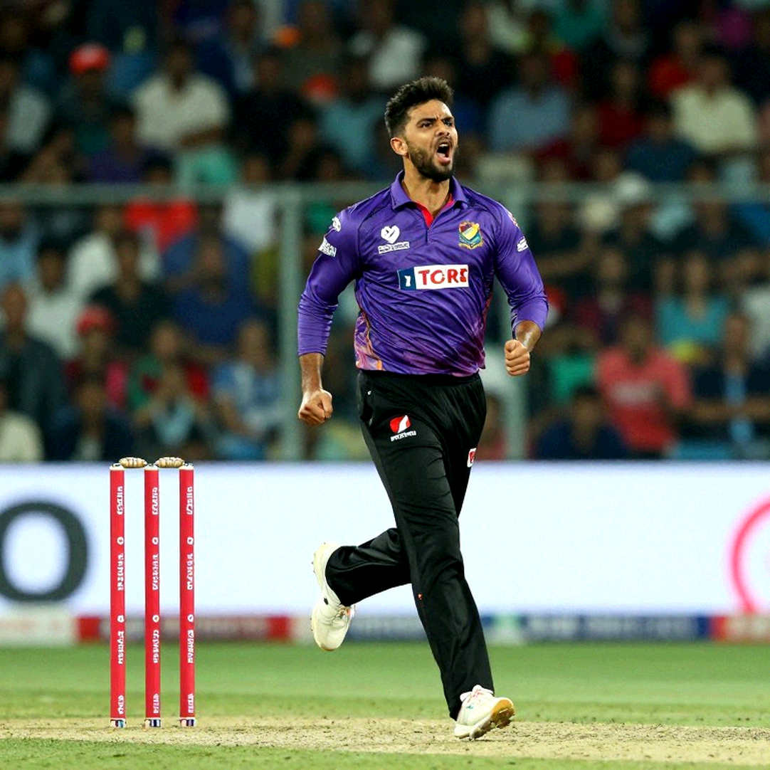 কেন্দ্রীয় চুক্তির বাঁধন ছেড়ে ক্যাজুয়াল পথে ব্রেসওয়েল: বিগ ব্যাশের ডাকে বদলে যাচ্ছে নিউজিল্যান্ডের শ্রম-সমীকরণ